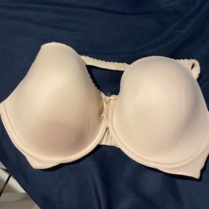 NWT Victoria’s Secret Bra size 36DDD